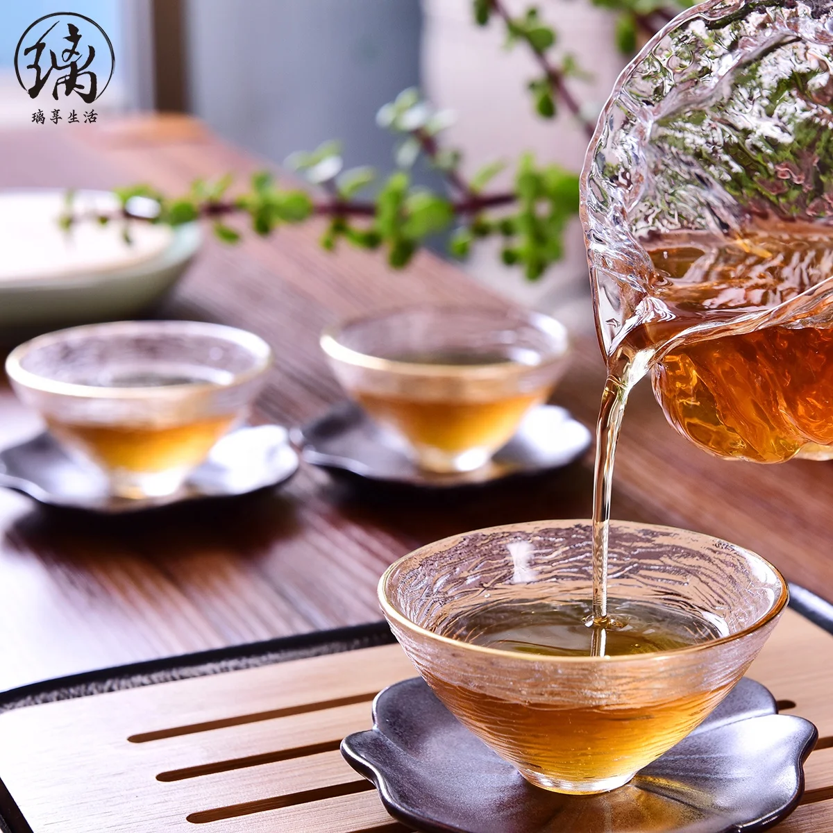 
Small Rounded Handmade Borosilicate Mini Glass Tea Cup 