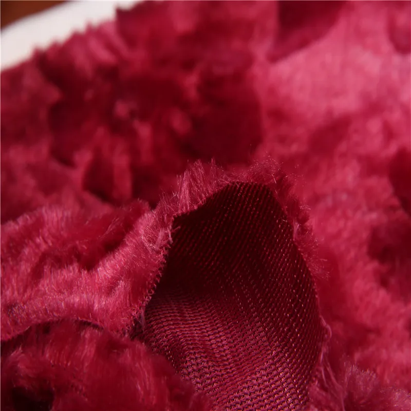 SGS Approved Red Printing Super Soft Touch Durable PV Plush Fleece Blanket Fabric