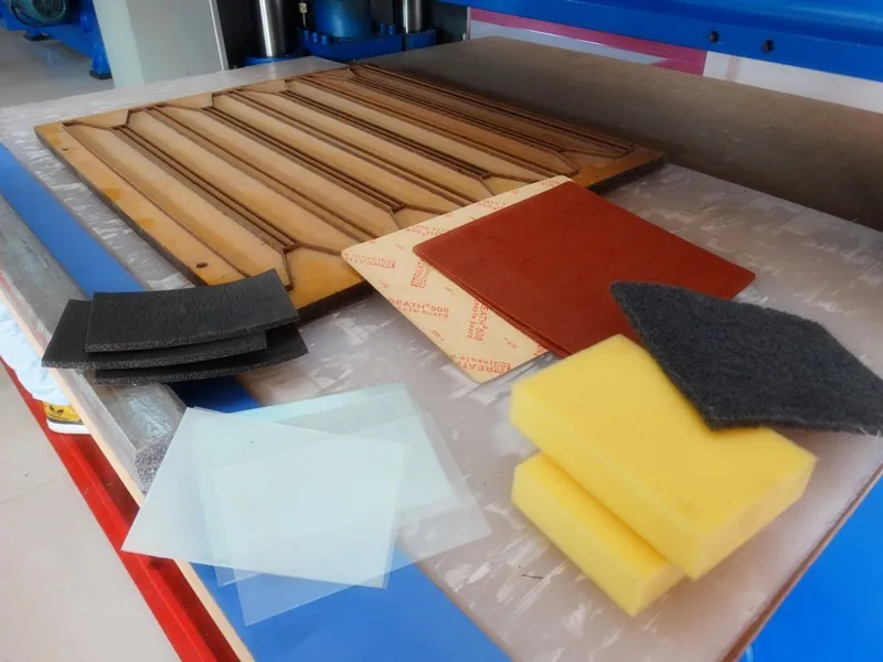 40T Four-column hydraulic thermo press machine for plastic sheet