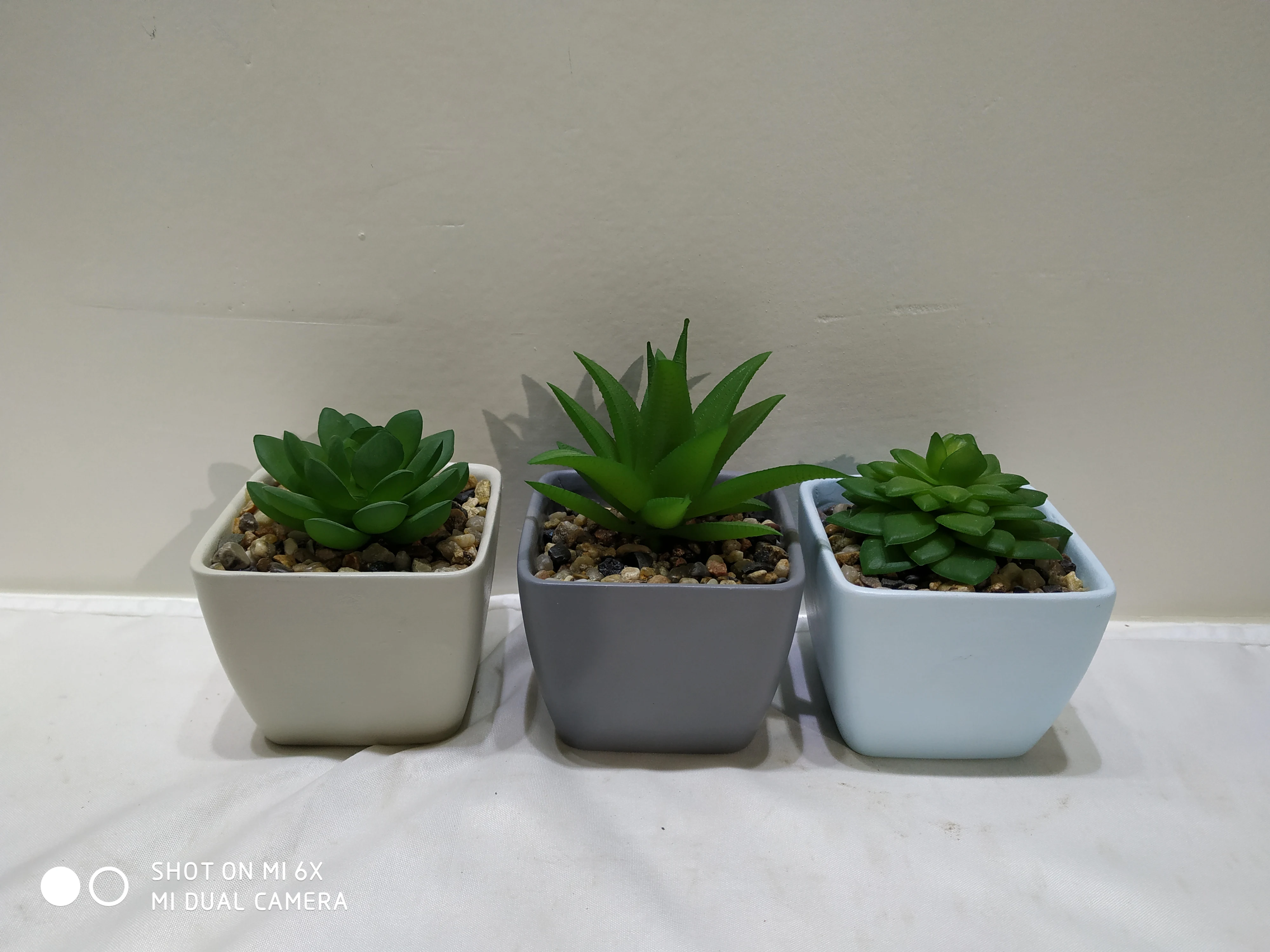 
2 assortment square mini white ceramic flower pot with artificial succulent ceramic planter pot 