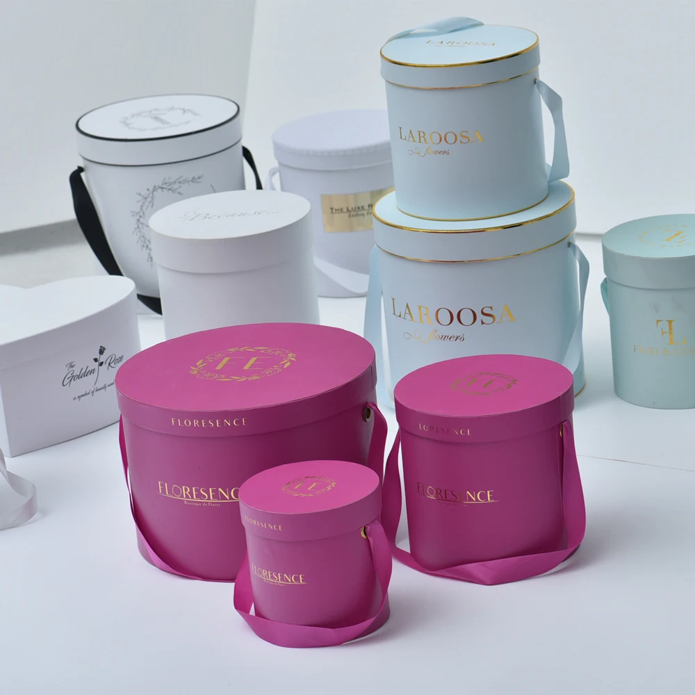 Yifeng high quality luxury wedding packaging customized logo romantic gift round cylinder paper packaging box rose flower box