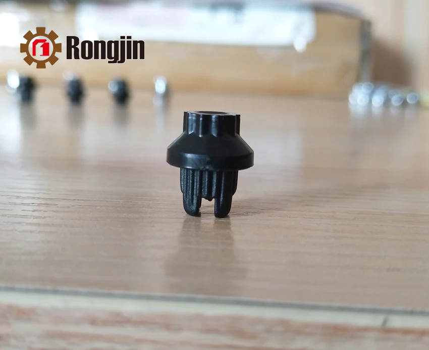 ABS Plastic Wheel Rivets Bottom 7.7mm Top 11.8mm For Car Refitting