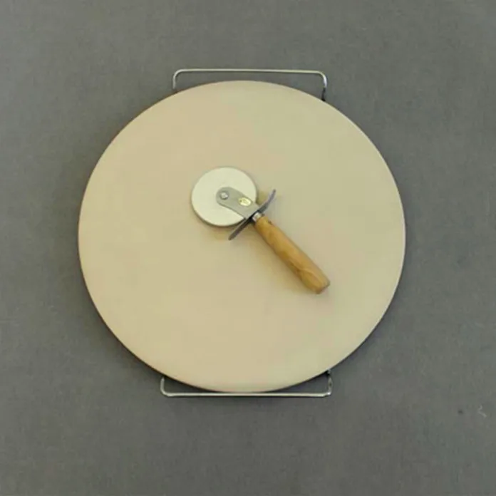Cheap price heat resistance round or rectangle pizza stone set,ceramic pizza baking stone with pizza cutter and serving rack