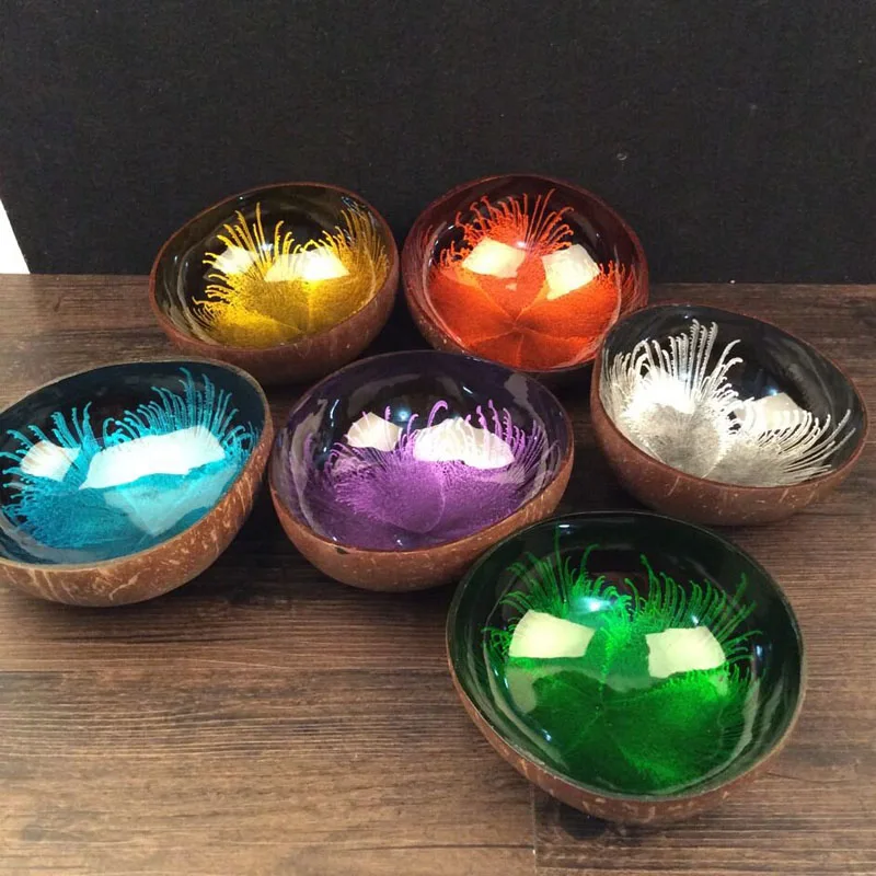 Handmade Natural Coconut Shell Bowl Candy Bowl Creative Ornament Lacquered Coconut Bowl