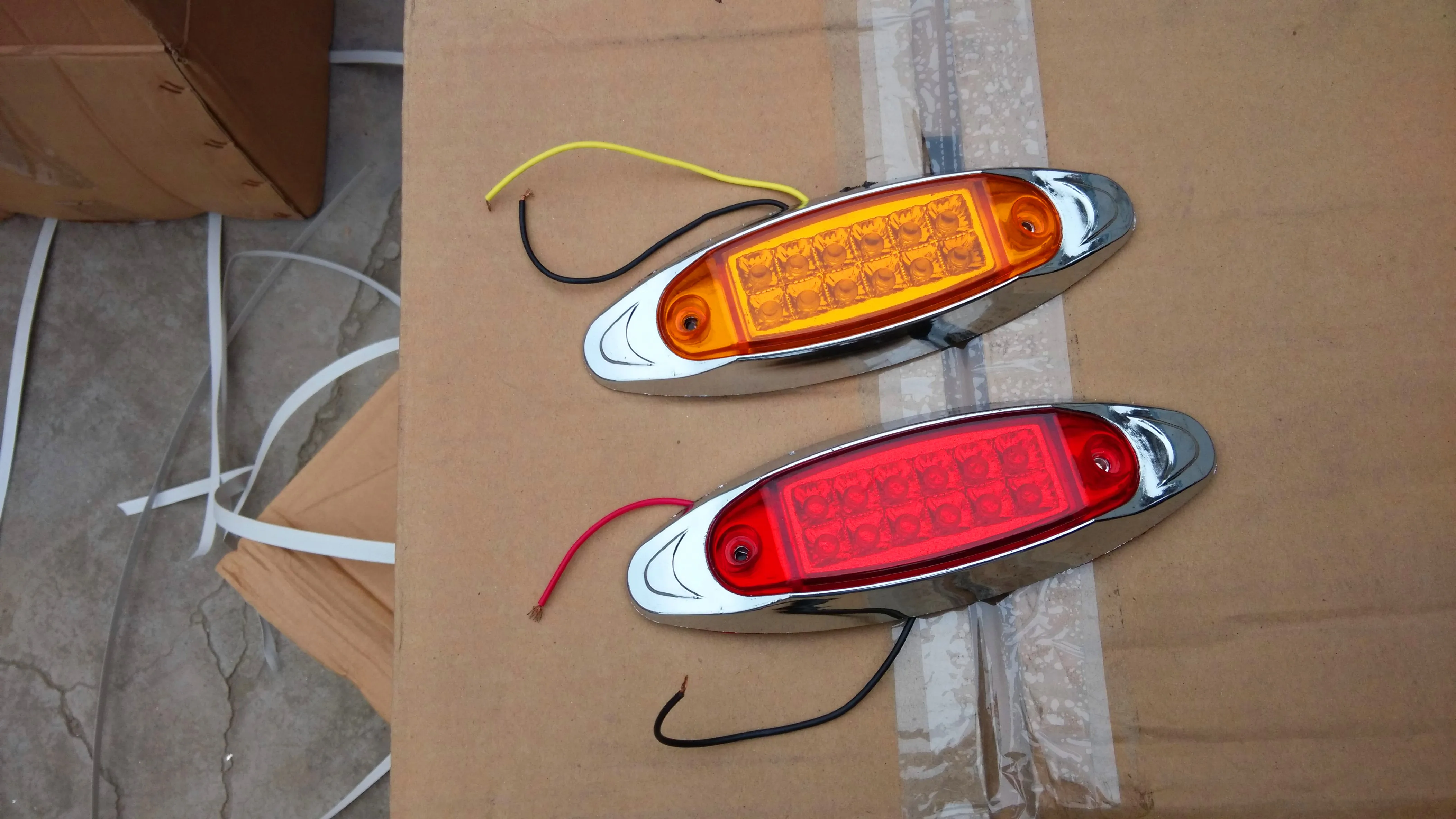 
2020 Hot Sell Auto Parts LED SIDE LAMP 148*68 Led side marker lamp 24V for bus/coach/truck 