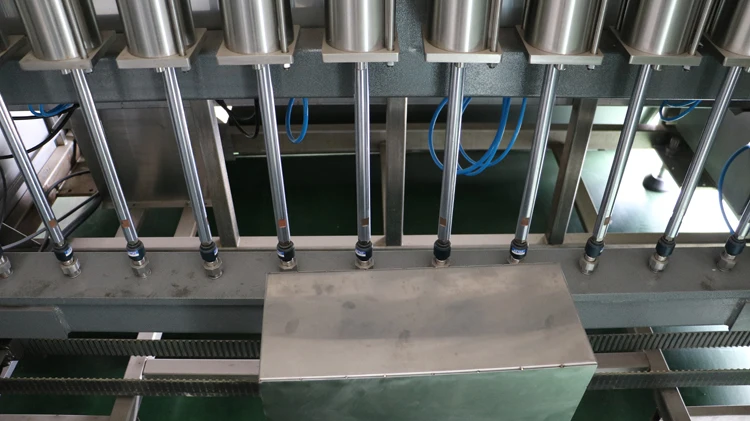 Customized peanut soybean corn edible oil or juice  bottle filling machine