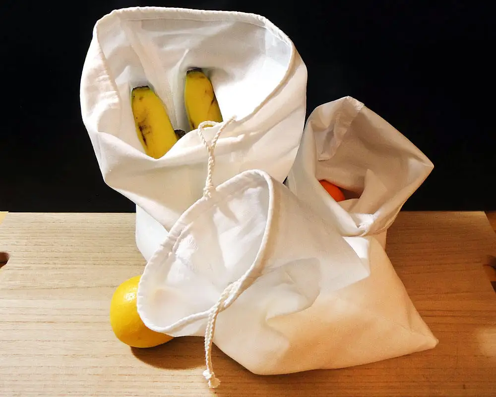 Zero waste shopping kit white cotton bulk drawstring bags and pouch