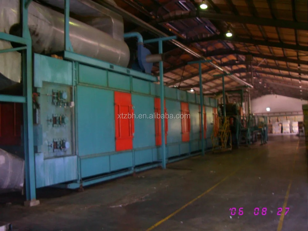 Large-capacity machine making egg trays fully automatic