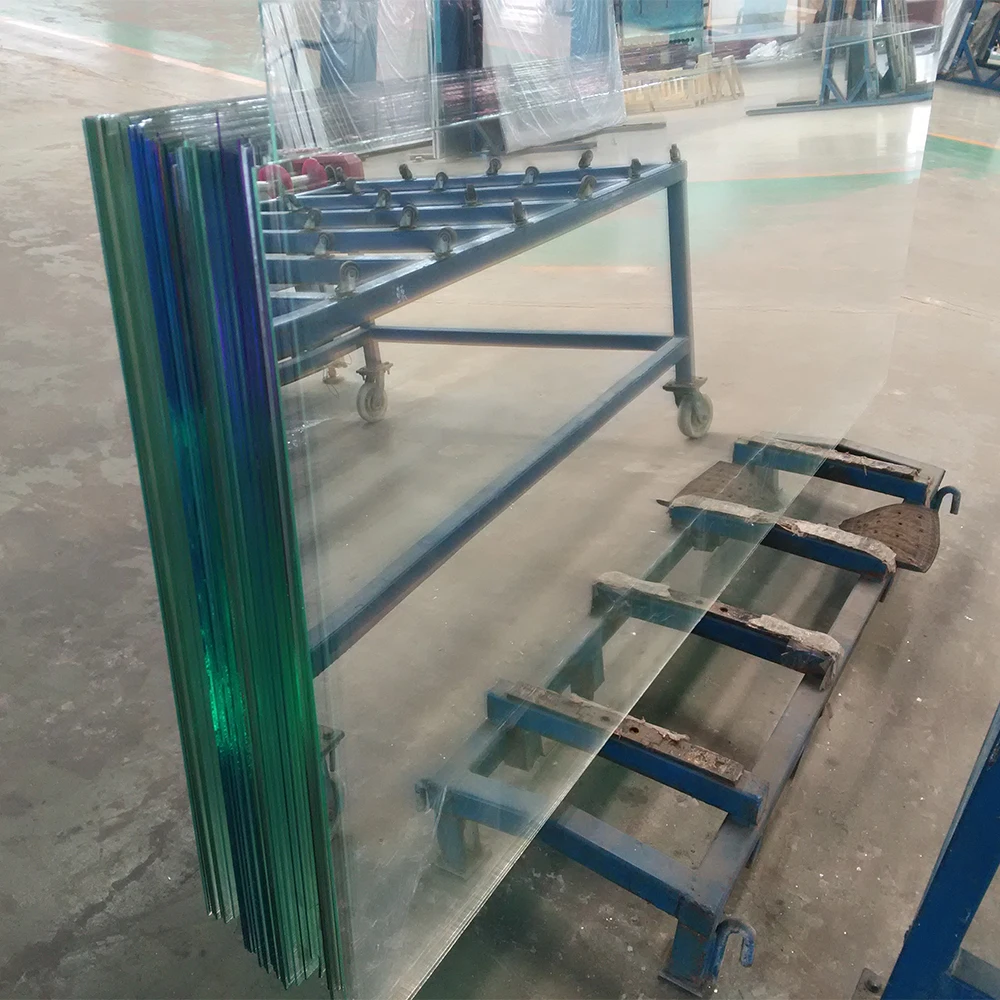 Half transparent touch screen dielectric mirror glass for Magic mirror photo booth