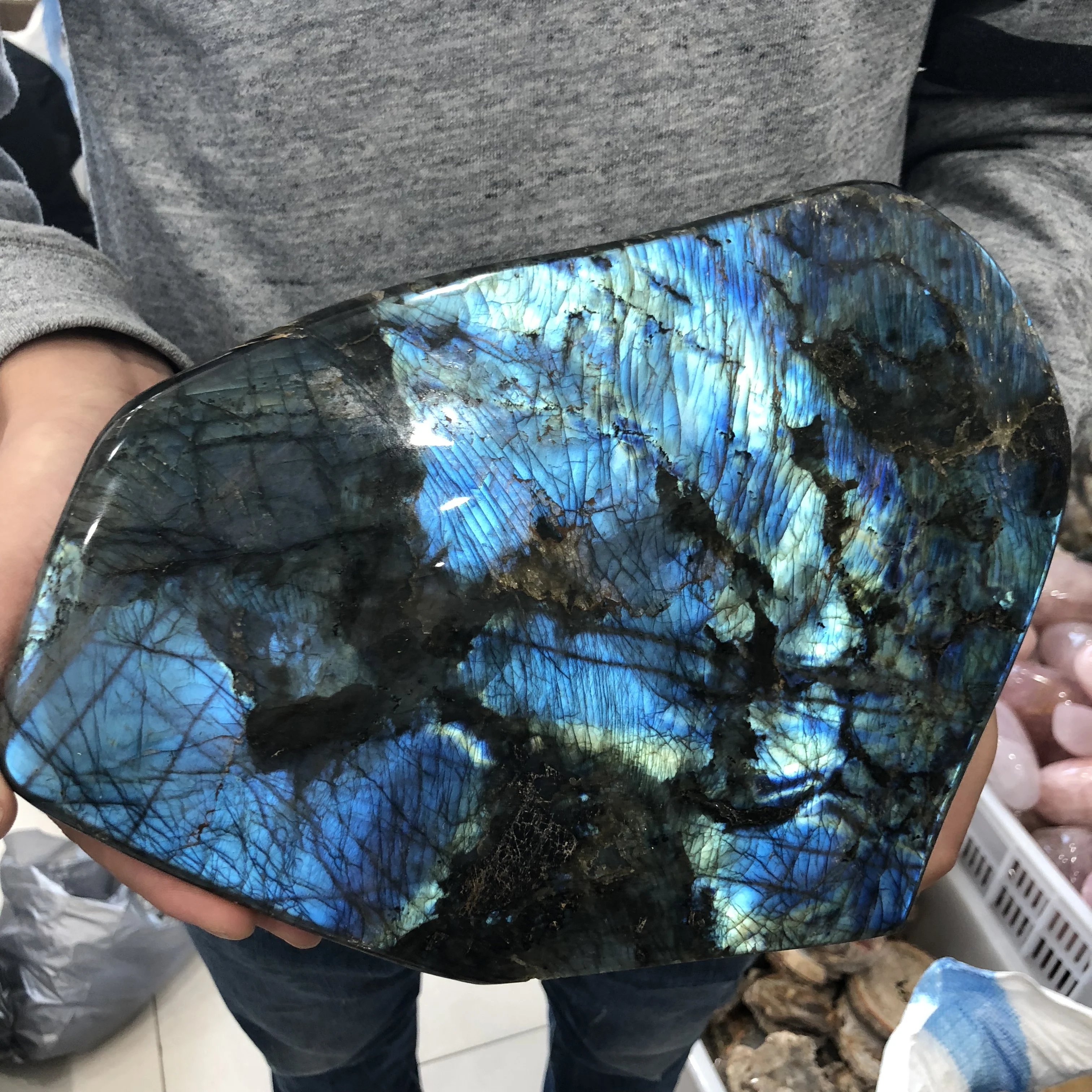 wholesale Large top quality pretty natural polished labradorite stone with blue flash