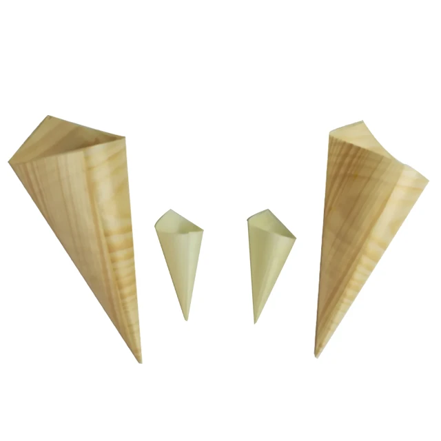 China Marketplace Wholesale Farmhouse Decor Wooden Food Mini Cones