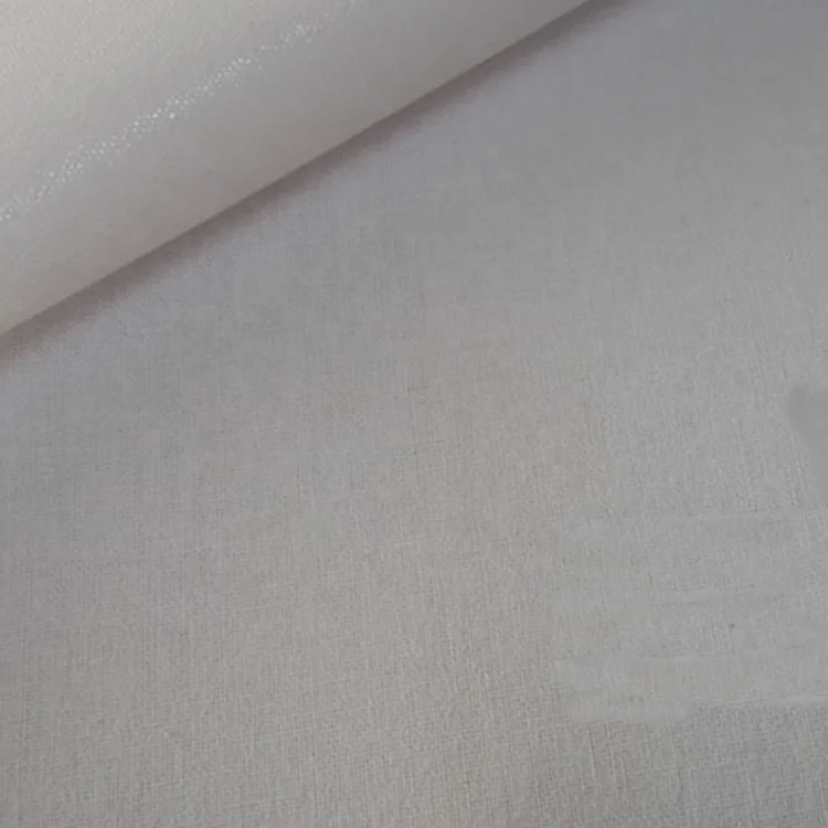 Воротник рубашки из 100% хлопка