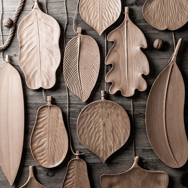 China Supplier Japanese Style Leaf Design Large Size Small Wooden Serving Bowl Dishes for sale with Fruit Snack Food Storage