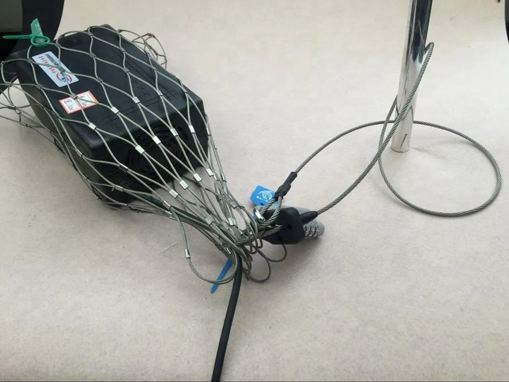 Stainless steel Knitted Cable Mesh/metal mesh bag for anti theft/ new design trendy black anti theft travel bag