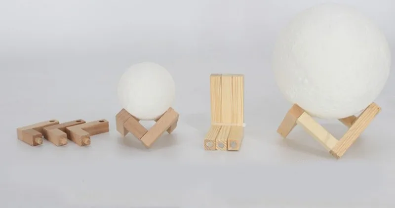 20 cm Moon Lamp  16 Colors LED 3D Print Moon Light with Stand & Remote&Touch Control and USB Rechargeable Moon Lamp