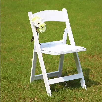 top quality white wedding resin folding chair with slat seat