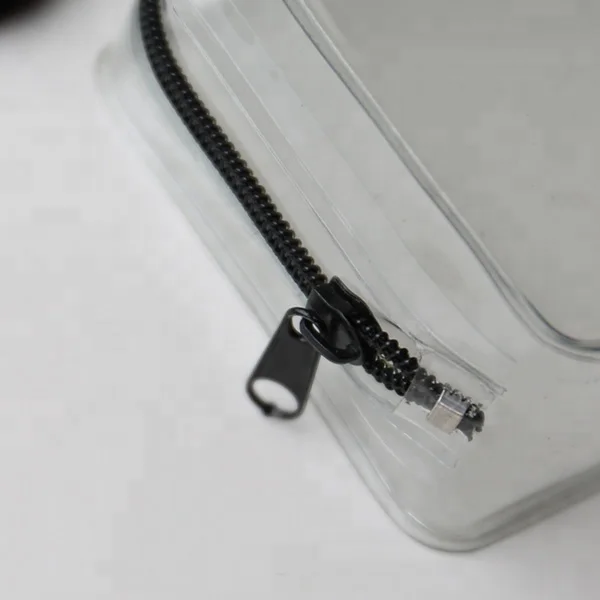 Custom Clear Plastic PVC Mini Pouch Packing Bag For Cosmetics Toiletry Travel Kit Nails Gift