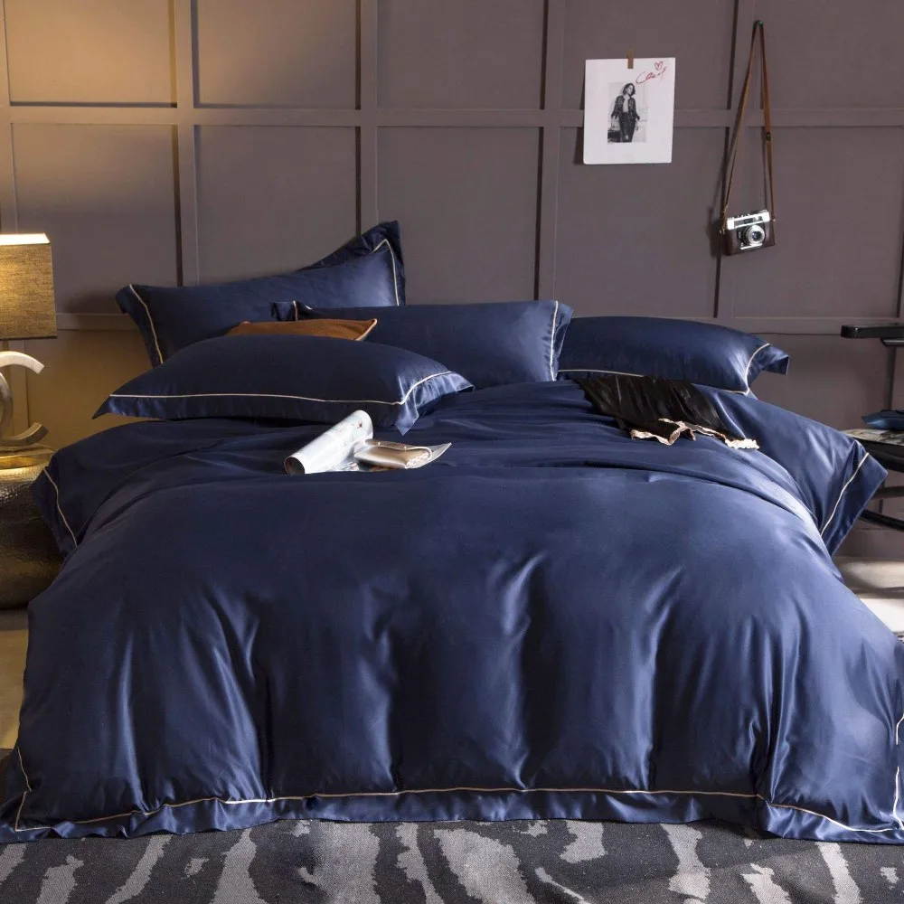 European-style luxury palace four seasons 100% silk luxury satin quilt cover, Givenchy four-piece bed linen and bedding set