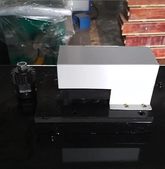 Elbow Machine, elbow lock forming machines, duct elbow forming machine