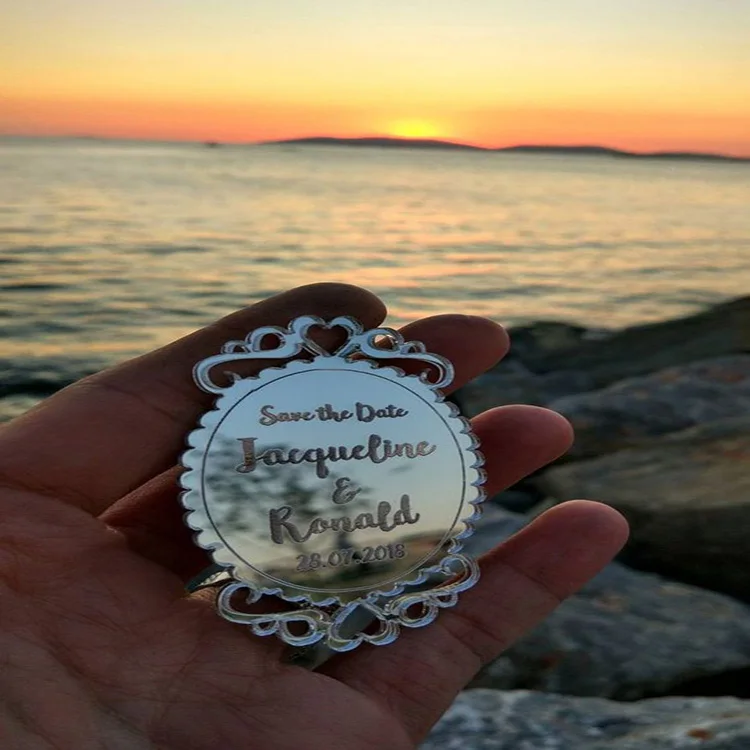 2023 Customized Luxury Acrylic Wedding Invitation Card with Letter Press