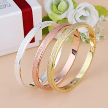 Feminino fosco amor Bangle Hot poeira luxo pulseiras e braceletes da marca pulseira fivela para as