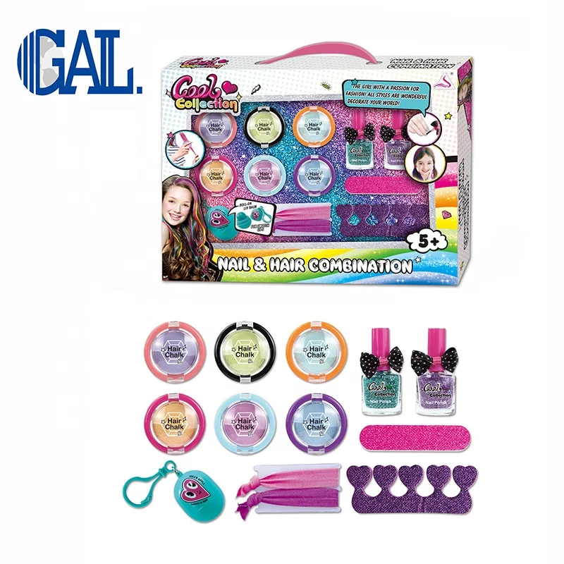 Hot sale kids eye shadow girl enjoying cosmetic case colorful castle shape make up set