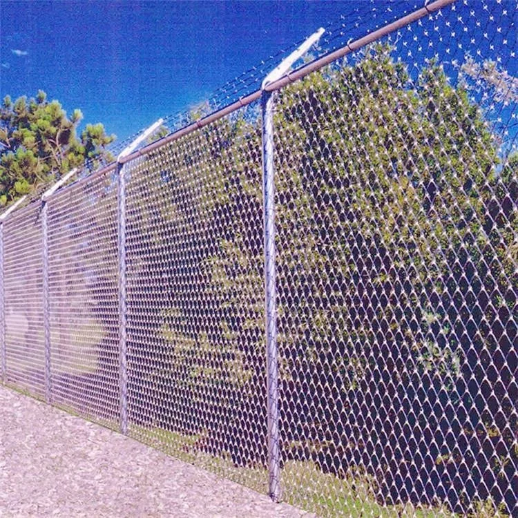 Изготовленный На Заказ 8 футов ПВХ звено Цепи Циклон проволочной изгороди цена