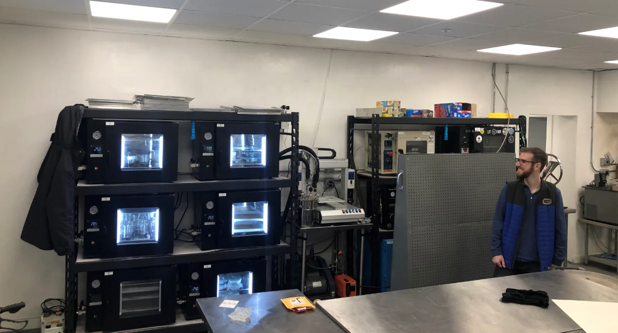 
Finest 7.8Plus BHO Vacuum Degassing Purging Oven w 5 Heated Shelves, St. St. Tubing & Valves 