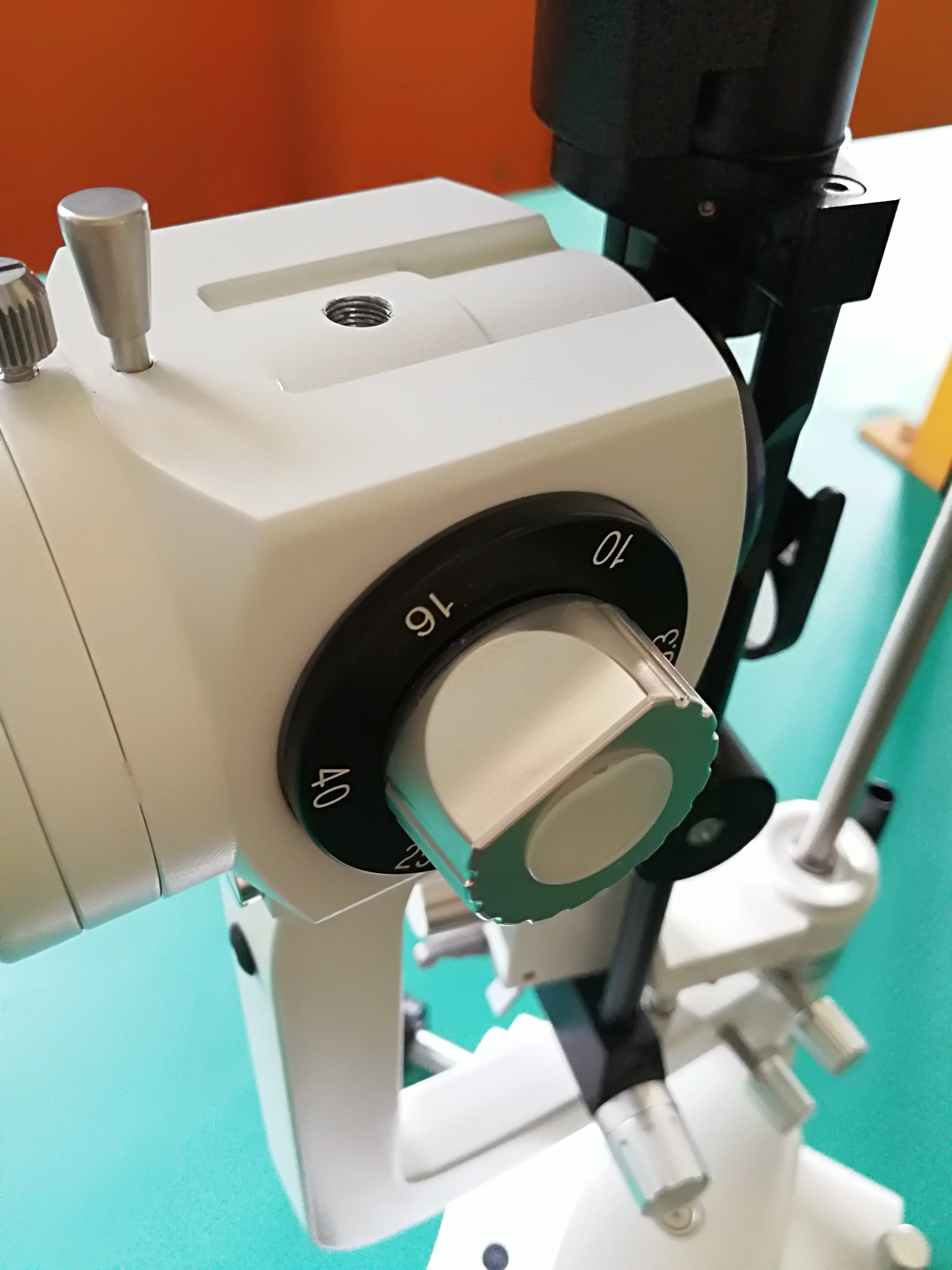 
NEW ARRIVAL Medical ophthalmic 5 steps Slit lamp microscope with table and tonometer BL-99 