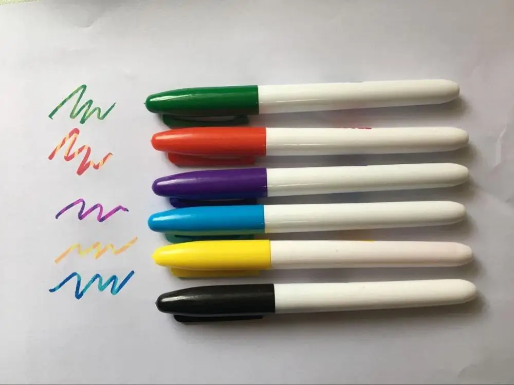 
color permanent marker in blister card 