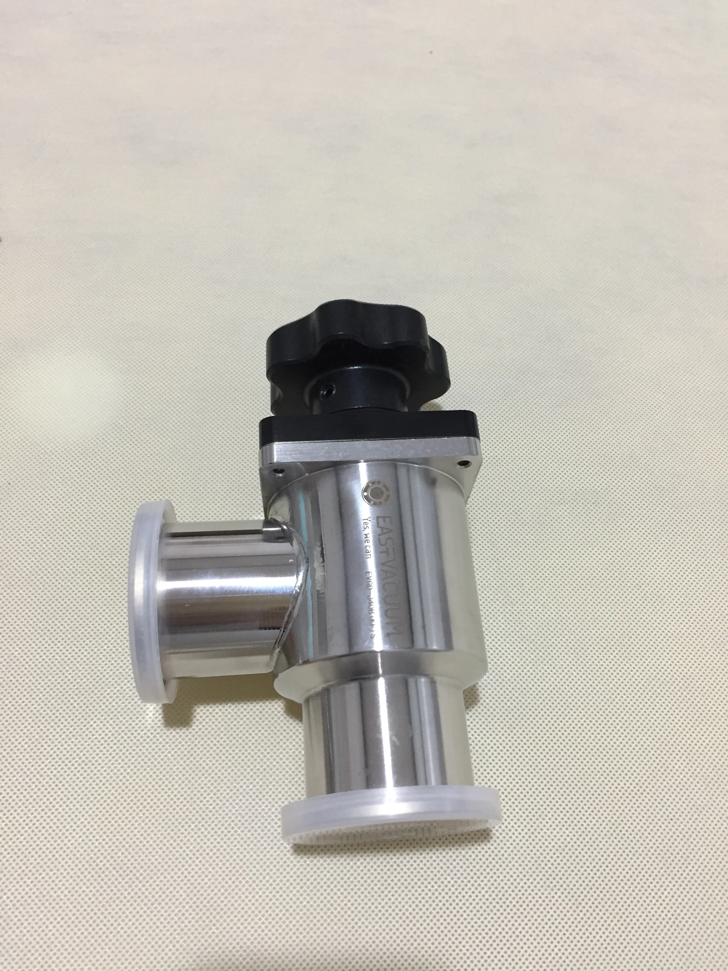 manul Ultra-high vacuum angle valves