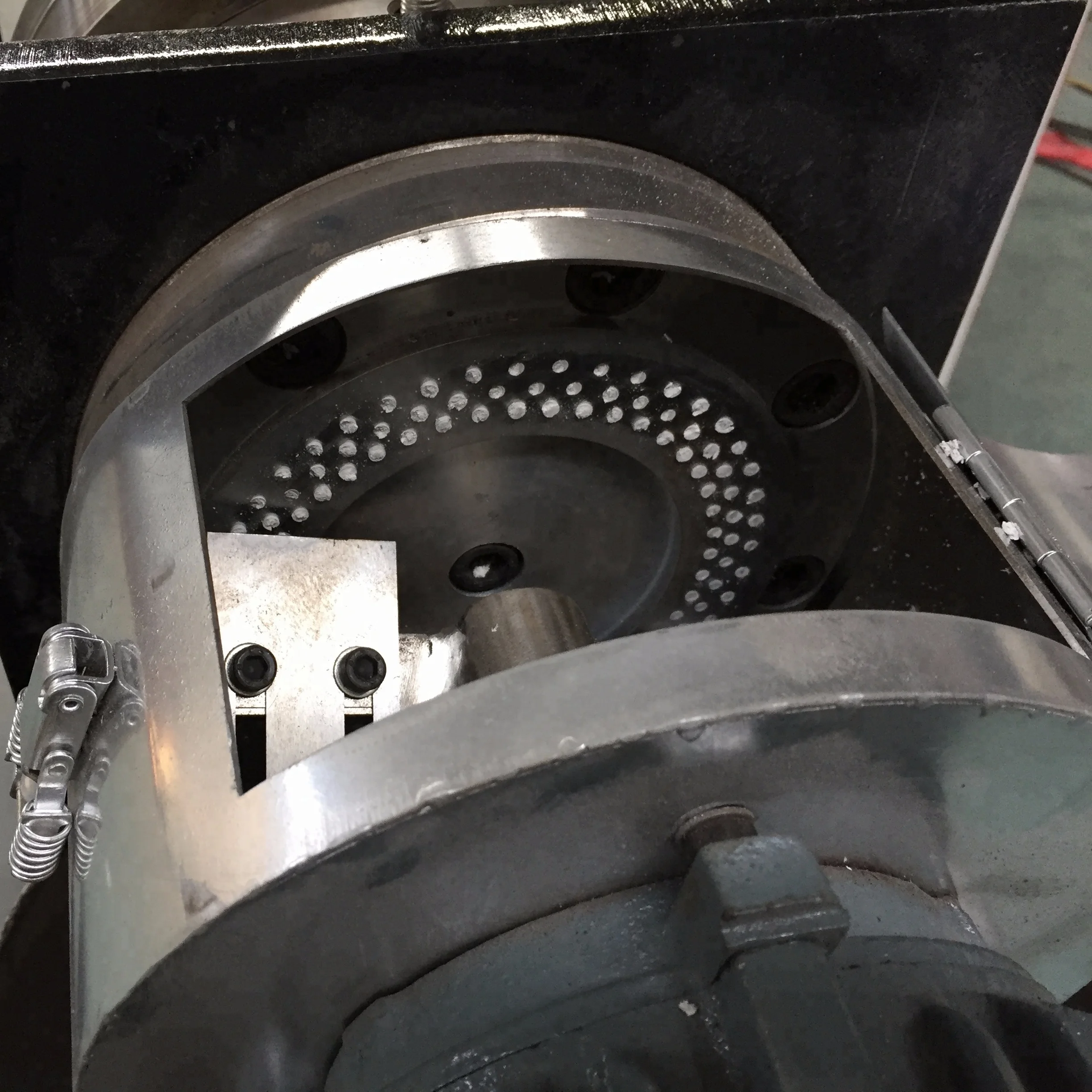 Plastic PVC Granulating Machine pvc hot-cutting granulator line