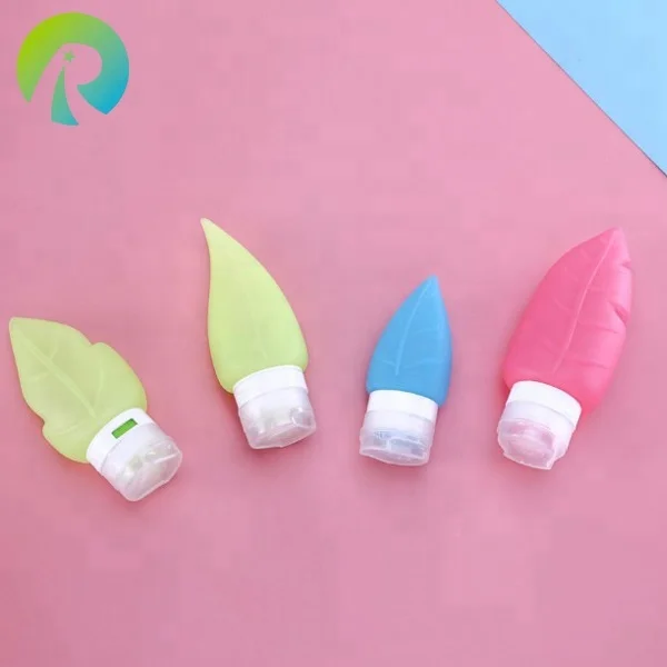 
New Products 2018 Drinking Sport Bottle Foldable Silicone Travel bottle 