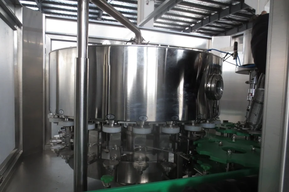 Gravity filling type full automatic aluminum plastic Can juice tin packing machine