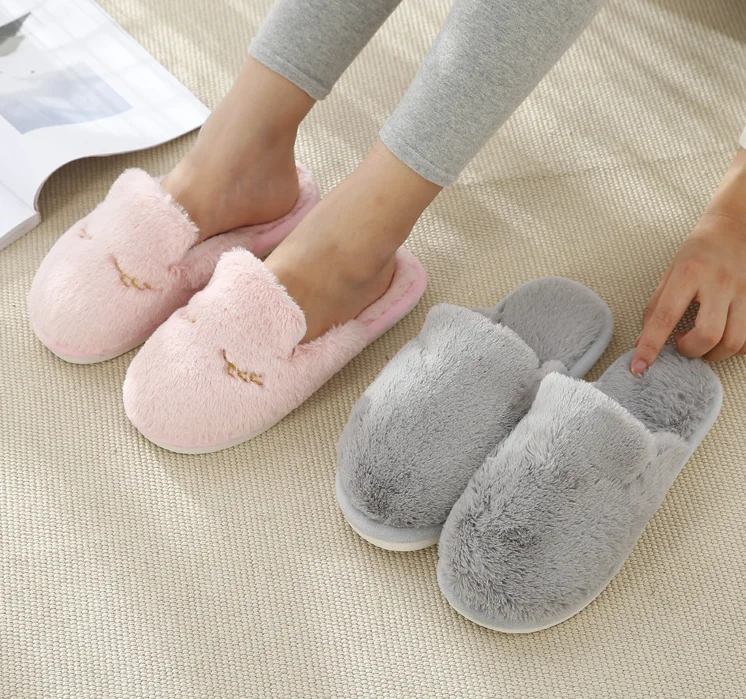 Autumn and winter indoor lovely warm and non-slip cotton slippers for men and women lovers thick bottom plush slippers
