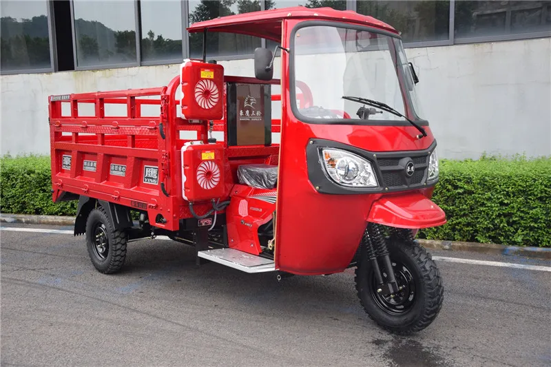 Driver cabin Cargo Truck three wheels motorcycles price in Chili, Colombia,Peru