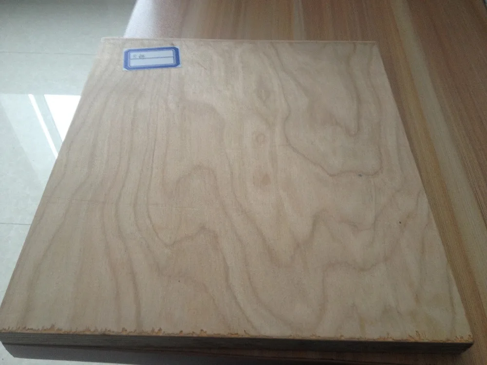 
high quality and cheap price 18 mm commercial plywood for furniture,packing,decoration 