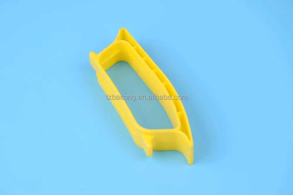 Пластиковая ручка для бутылки с водой масла соевой