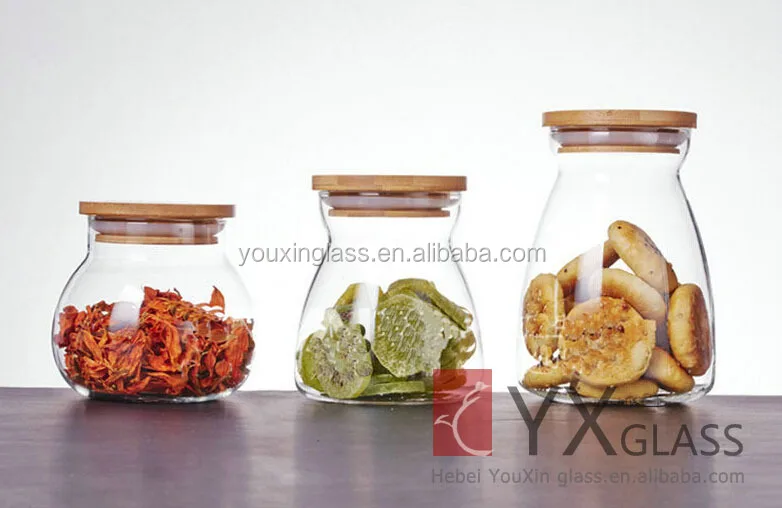 Mouth blown new style and hygienic glass storage bottles glass cookie jar