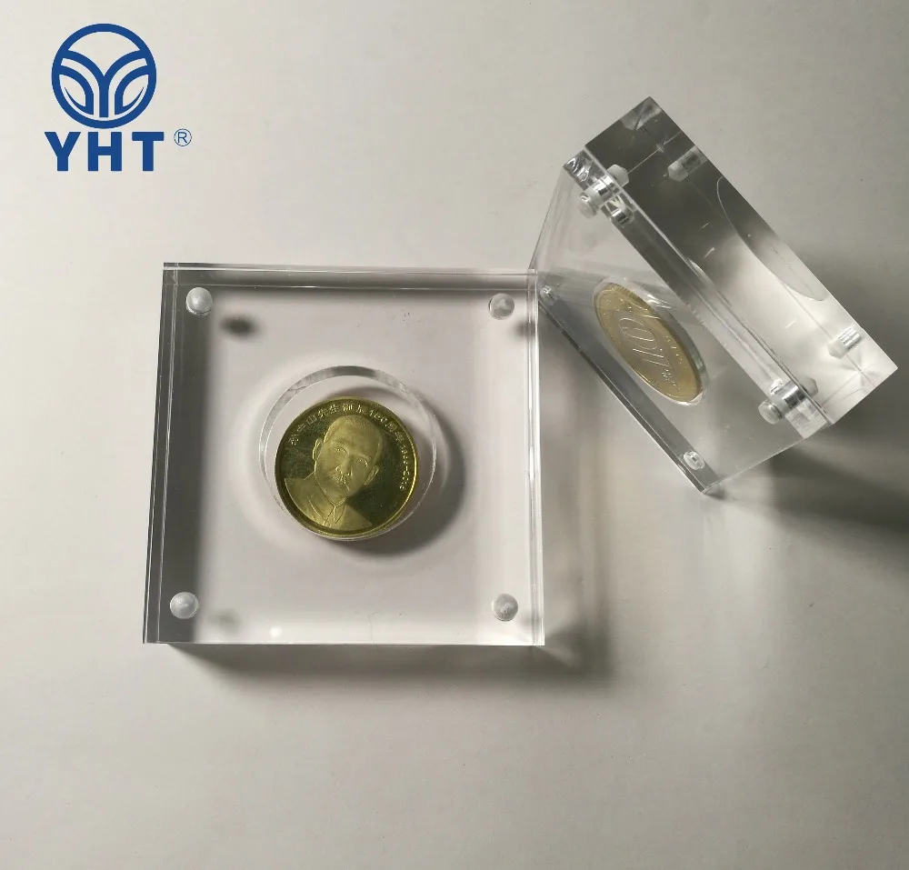 Factory Wholesale Acrylic Round Coin Capsule Display Stand Holder
