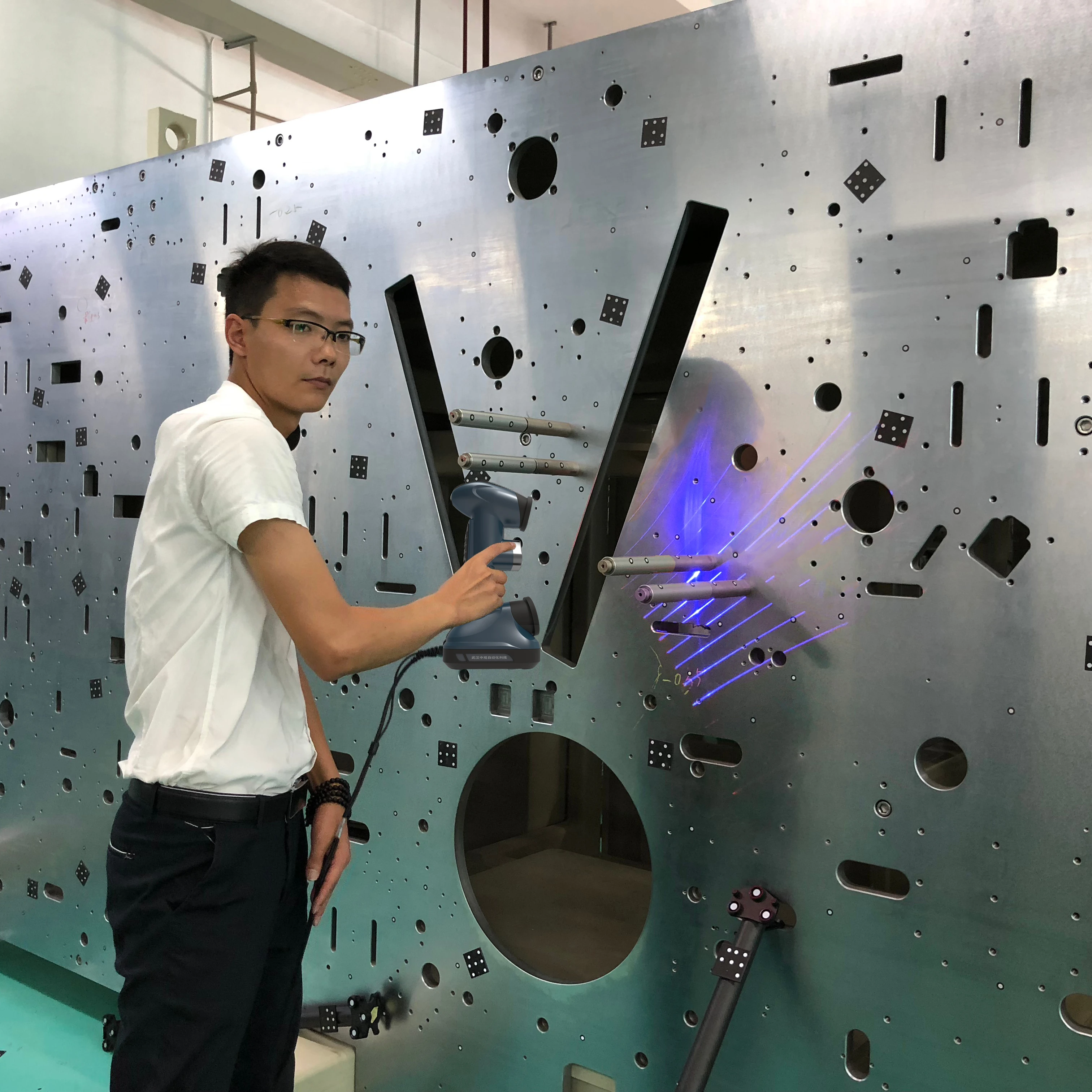 Простой быстрый портативный синий лазерный 3d-сканер с технологией распознавания отверстий
