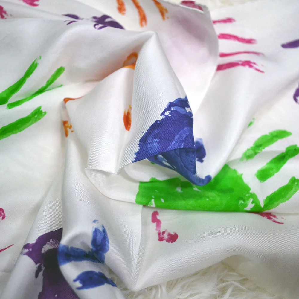 Hot Sale Fantastic Free Sample Printed  Indian Silk Fabric For Fabric  Supplier in China