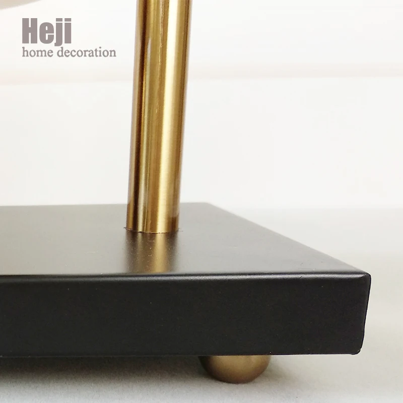 Large Modern Nordic Artistic Tall Trumpet Wedding Centerpiece Cylinder Glass Metal Flower Decoration Gold Vases For Home Decor