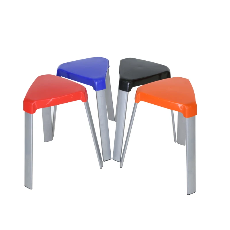 Высококачественный сильный подшипник из прозрачного пластика с тремя стальными ножками пластиковый стул для улицы