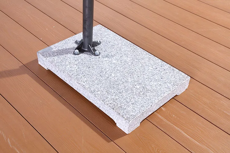 Cheap Price Wholesale Patio Coffee Shop Used Iron Wrench Umbrella