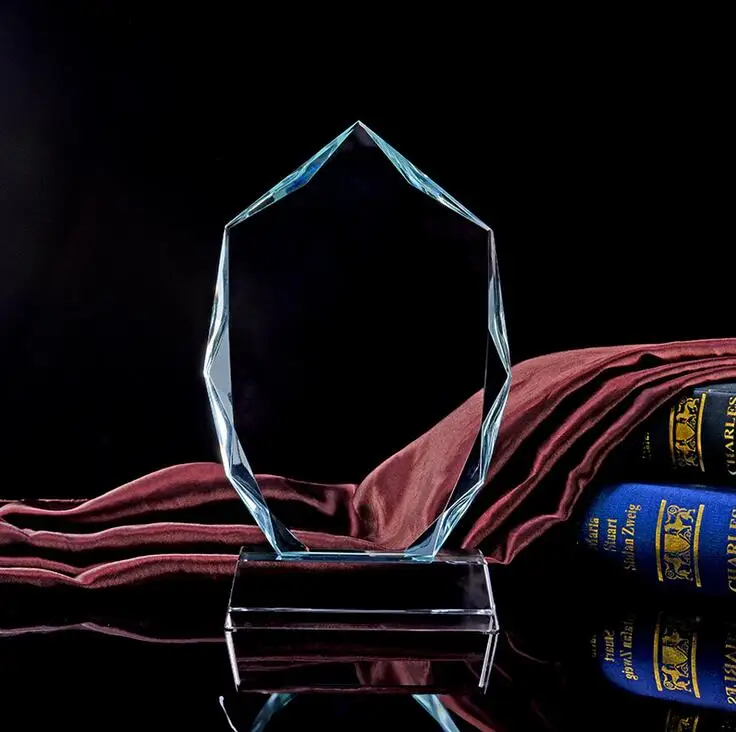 Newest Sale Simple Blank Design Ice Peak Manufacture Crystal Shield Trophy For Engraving Logo Souvenirs Award