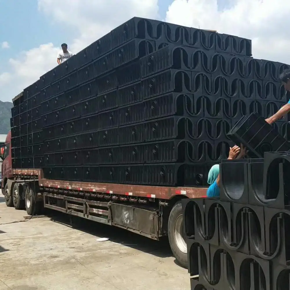 2019 hot sell rain gutters plastic drainage water ditch