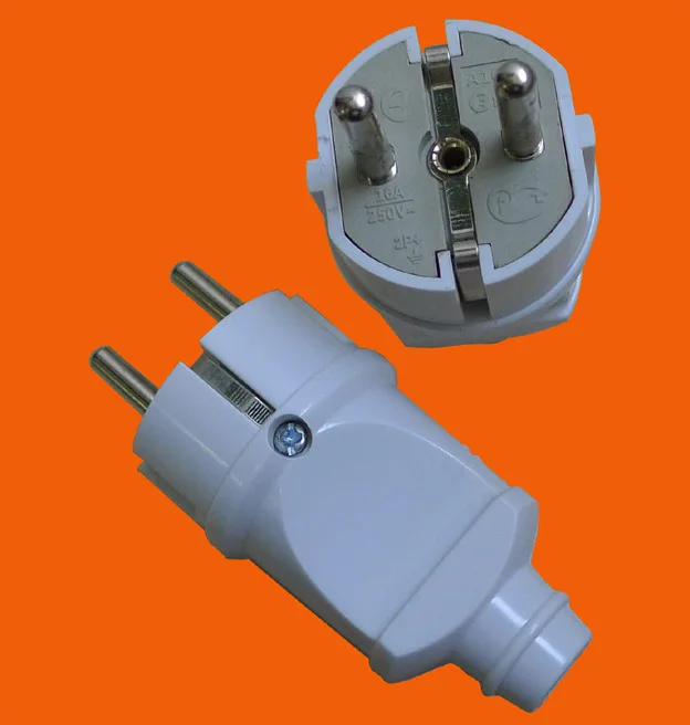 German type earthed plug with handle