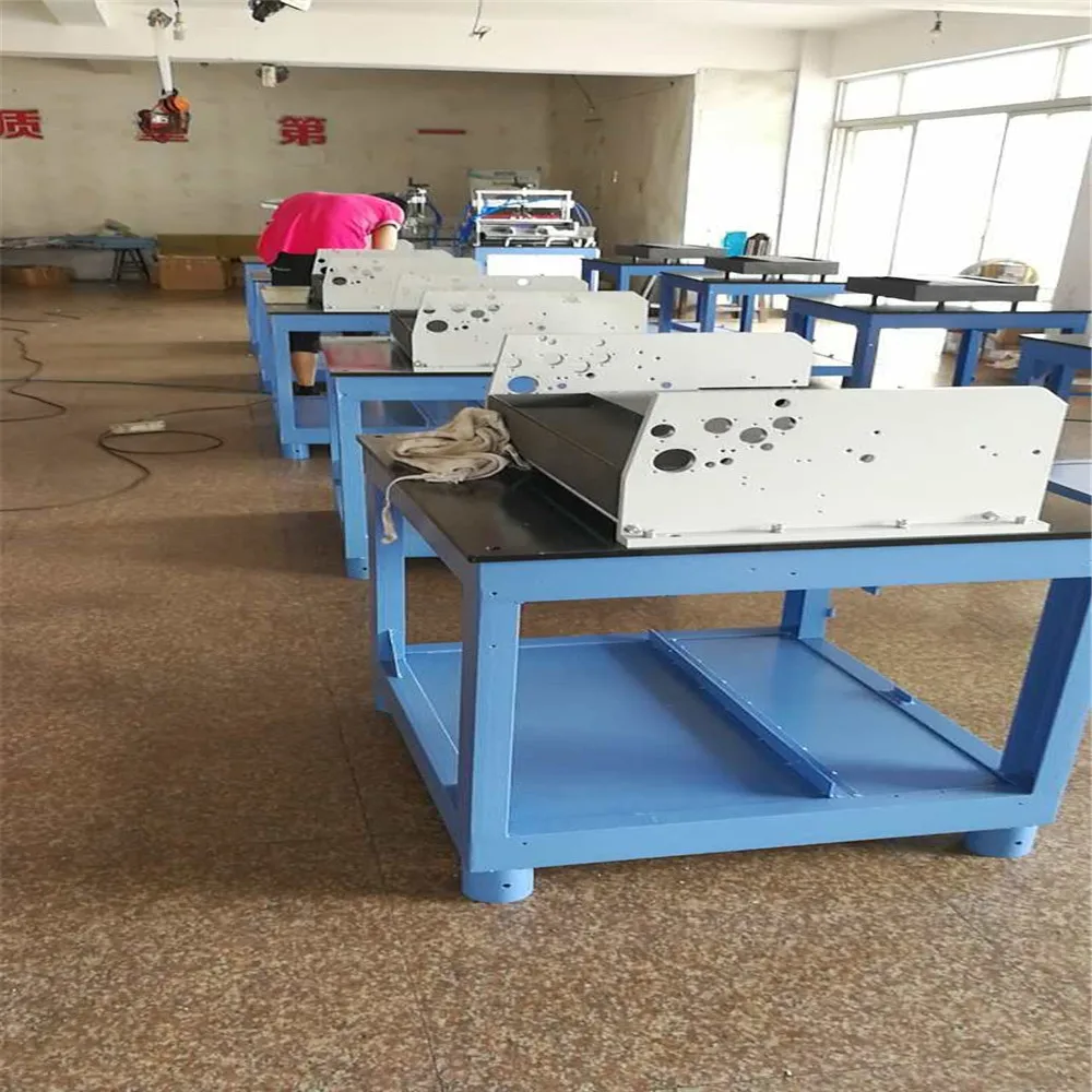 
China automatic flat surface composite paper tube labeling machine 