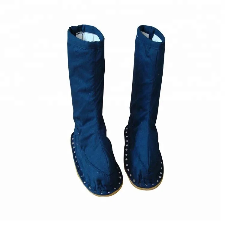 
Heat resistant aluminum foil safety work boots 